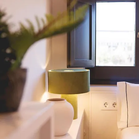 Bravissimo Calderers La Daina, Next To The Onyar River Жирона