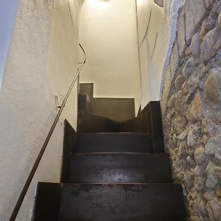 Apartamento Bravissimo Calderers La Daina, Next To The Onyar River