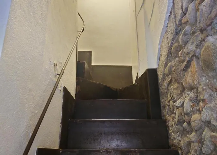 Appartement Bravissimo Calderers La Daina, Next To The Onyar River