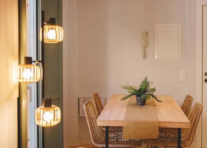 Bravissimo Calderers La Daina, Next To The Onyar River * Girona